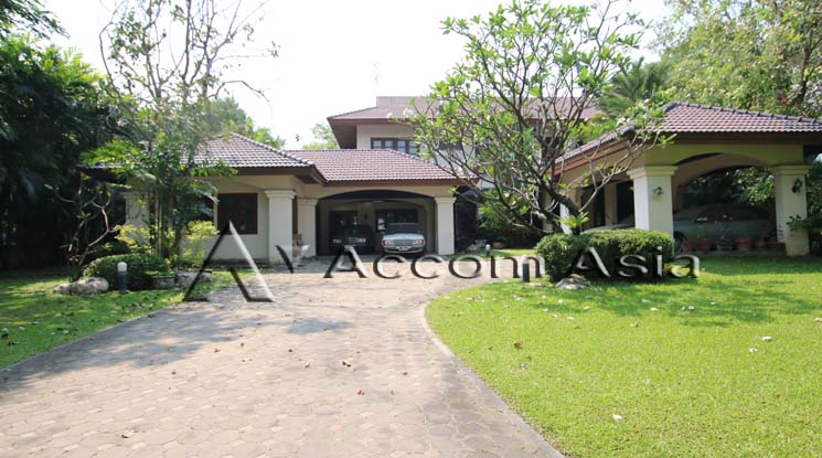  2  4 br House For Rent in Samutprakan ,Samutprakan BTS Bang Na at Lakeside Villa 1 13000387