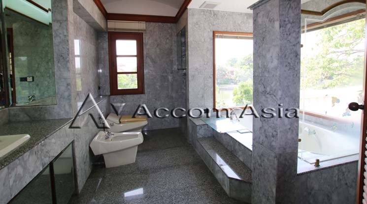 10  4 br House For Rent in Samutprakan ,Samutprakan BTS Bang Na at Lakeside Villa 1 13000387