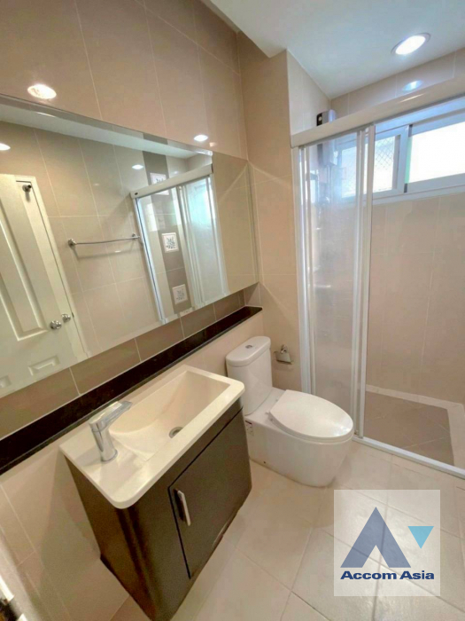 11  3 br Townhouse For Rent in Rama 3 ,Bangkok BTS Surasak at Baan Klang Krung Sathon 13000416