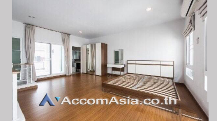 5  3 br Townhouse for rent and sale in Rama 3 ,Bangkok BTS Surasak at Baan Klang Krung Sathon 13000416