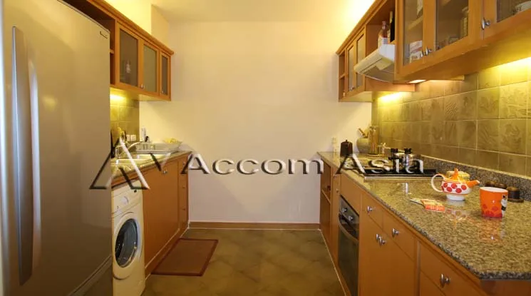 5  3 br Apartment for rent and sale in Sathorn ,Bangkok MRT Lumphini at Cozy and Convenient Apartment Near Garden Intl 13000430