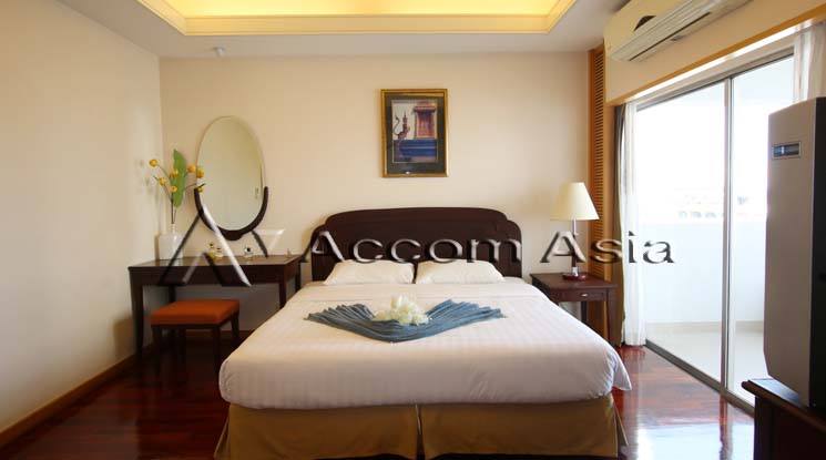 7  3 br Apartment for rent and sale in Sathorn ,Bangkok MRT Lumphini at Cozy and Convenient Apartment Near Garden Intl 13000430