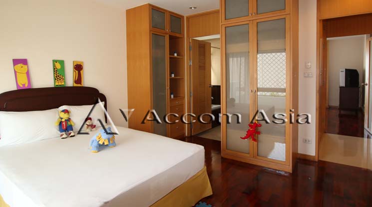 8  3 br Apartment for rent and sale in Sathorn ,Bangkok MRT Lumphini at Cozy and Convenient Apartment Near Garden Intl 13000430