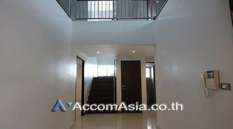 unitPrivate Swimming Pool, Pet friendly |  4 Bedrooms  House For Rent in Sukhumvit, Bangkok  near BTS Phrom Phong (13000485)