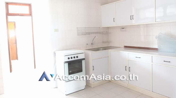 13  3 br Apartment For Rent in Sukhumvit ,Bangkok MRT Sukhumvit - BTS Nana at The classic traditional 13000504