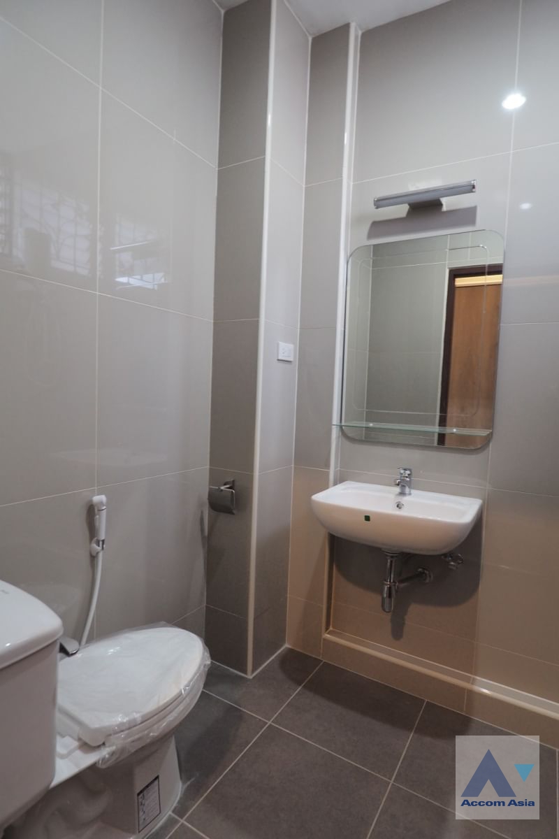 13  4 br House For Rent in Sukhumvit ,Bangkok BTS Ekkamai at Ekkamai Villas 13000539