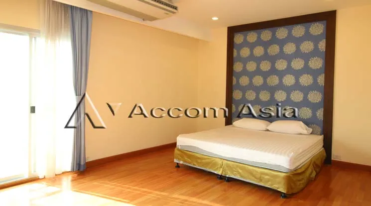 5  3 br Apartment For Rent in Sukhumvit ,Bangkok BTS Phra khanong at Modern Thai Decorated Style 13000561