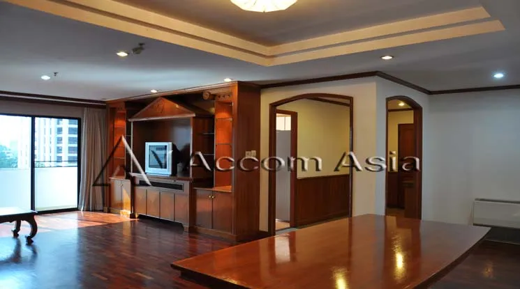unit 2 Bedrooms  Apartment For Rent in Sukhumvit, Bangkok  near MRT Sukhumvit - BTS Nana (13000582)