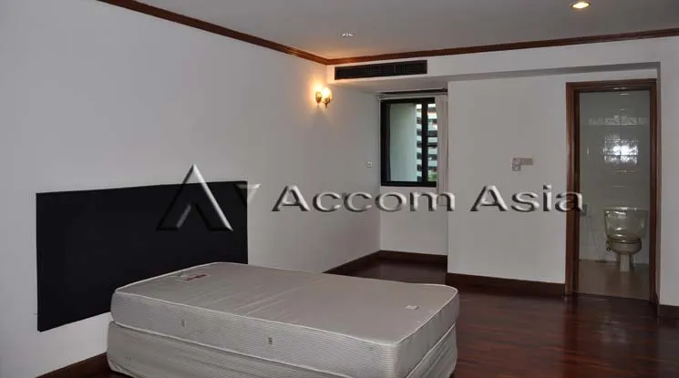 6  2 br Apartment For Rent in Sukhumvit ,Bangkok MRT Sukhumvit - BTS Nana at Private Environment Space 13000583