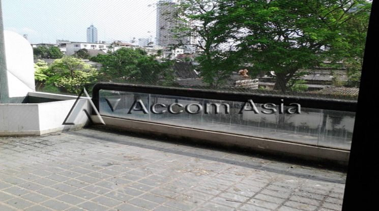 9  3 br Townhouse For Sale in Charoen Nakhon ,Bangkok BTS Krung Thon Buri at Peaceful compound 13000591