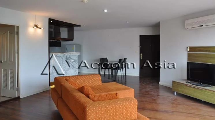 unit 2 Bedrooms  Condominium For Rent in Sathorn, Bangkok  near BRT Thanon Chan (13000610)