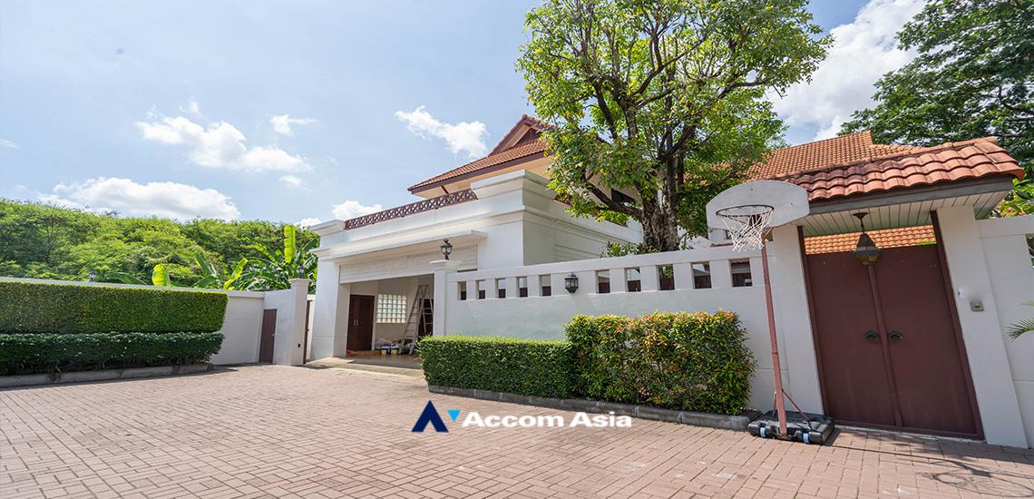  1  4 br House For Rent in New Phetchaburi ,Bangkok MRT Phetchaburi 13000626
