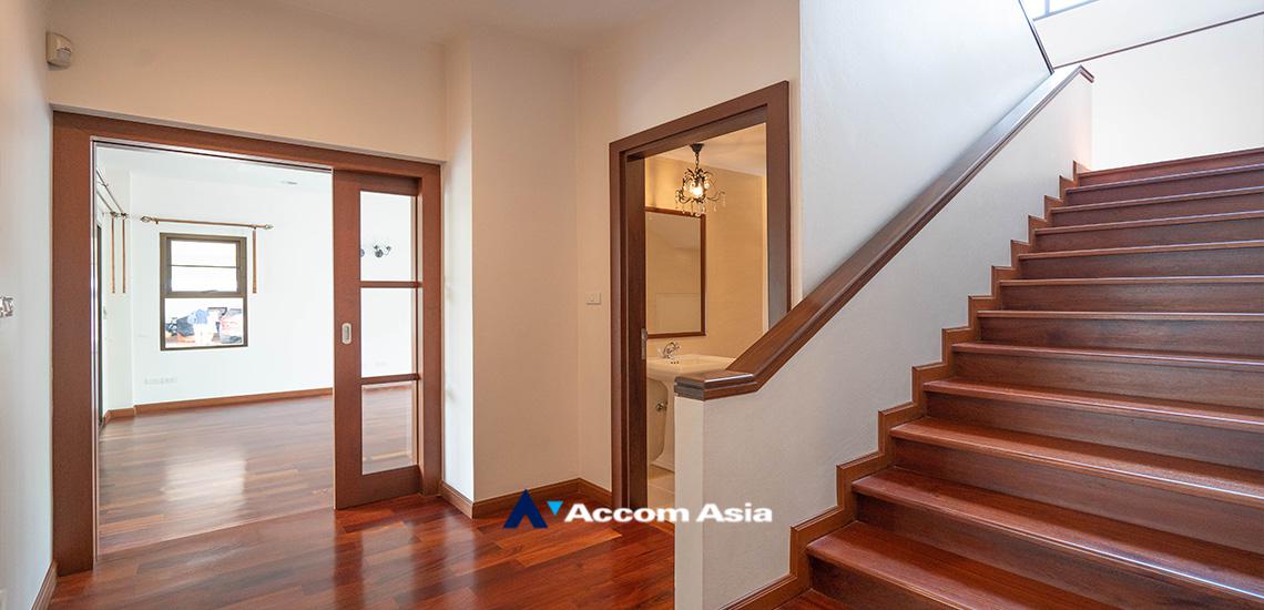 9  4 br House For Rent in New Phetchaburi ,Bangkok MRT Phetchaburi 13000626