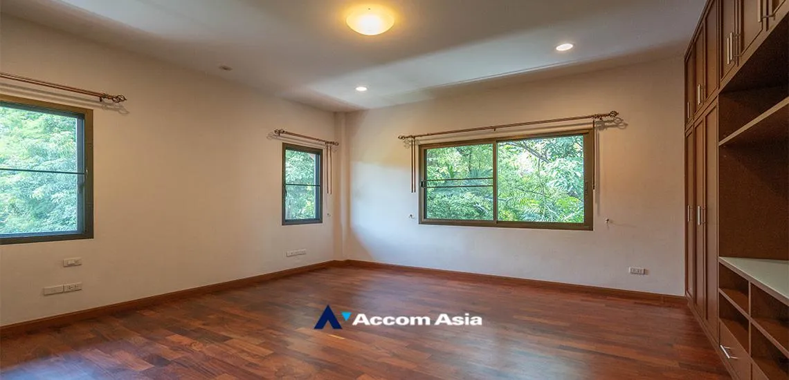 15  4 br House For Rent in New Phetchaburi ,Bangkok MRT Phetchaburi 13000626