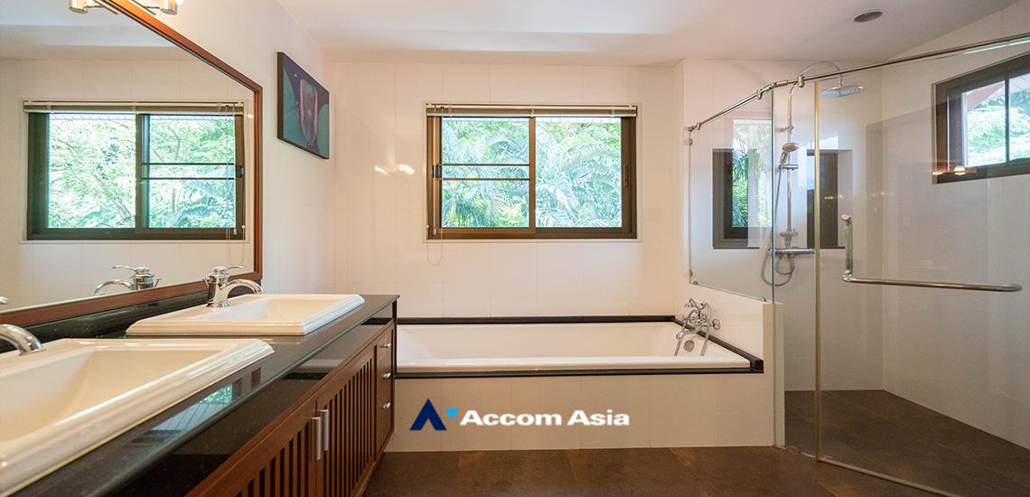 24  4 br House For Rent in New Phetchaburi ,Bangkok MRT Phetchaburi 13000626