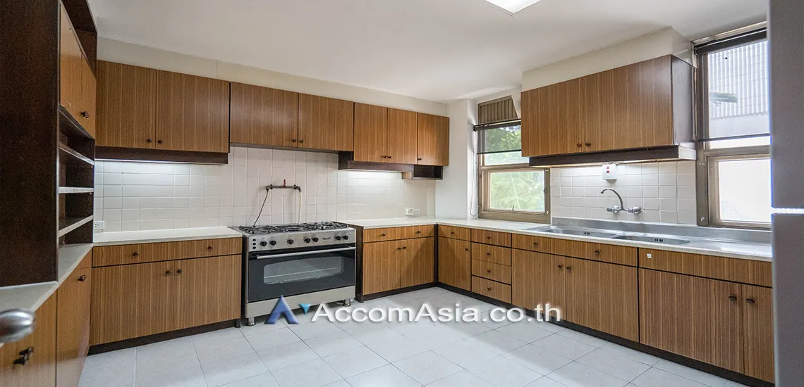 unitPet friendly |  3 Bedrooms  Apartment For Rent & Sale in Sukhumvit, Bangkok  near BTS Phrom Phong (13000654)