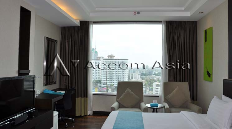  1  Studio Apartment For Rent in Sukhumvit ,Bangkok BTS Phra khanong at Modern of living 13000670