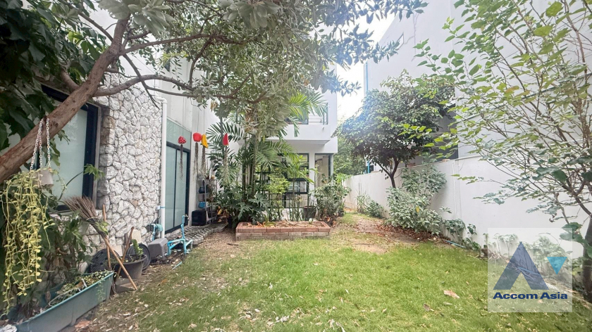 5  4 br House for rent and sale in Sukhumvit ,Bangkok BTS Ekkamai at The Noble Ekkamai 22  50133