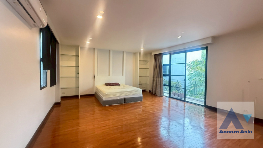 11  4 br House for rent and sale in Sukhumvit ,Bangkok BTS Ekkamai at The Noble Ekkamai 22  50133
