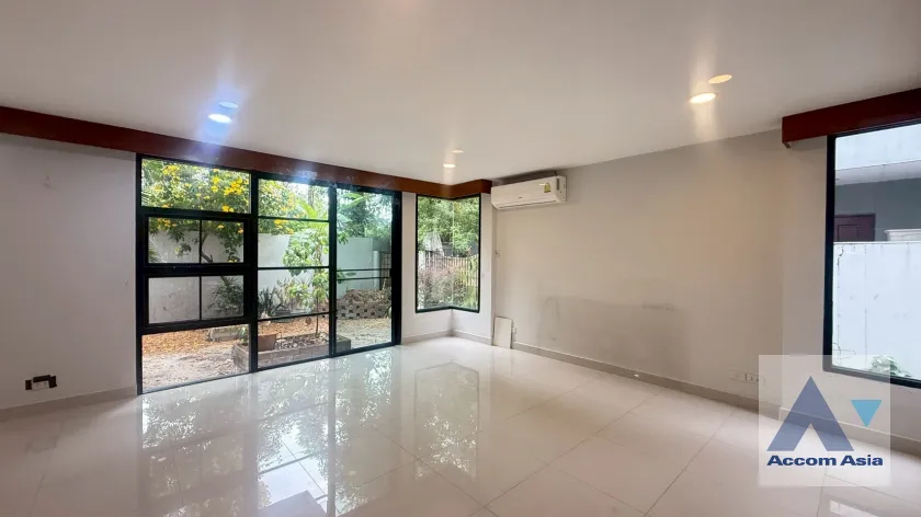 7  4 br House For Rent in Sukhumvit ,Bangkok BTS Ekkamai at The Noble Ekkamai 22  50133