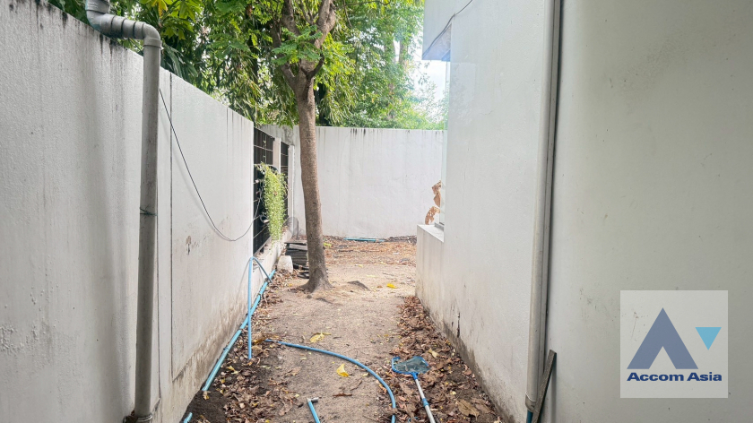 25  4 br House for rent and sale in Sukhumvit ,Bangkok BTS Ekkamai at The Noble Ekkamai 22  50133