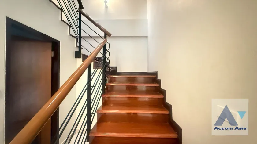 10  4 br House For Rent in Sukhumvit ,Bangkok BTS Ekkamai at The Noble Ekkamai 22  50133