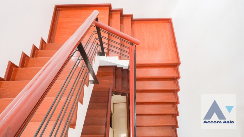 10  4 br House For Rent in Sukhumvit ,Bangkok BTS Ekkamai at The Noble Ekkamai 22  50134