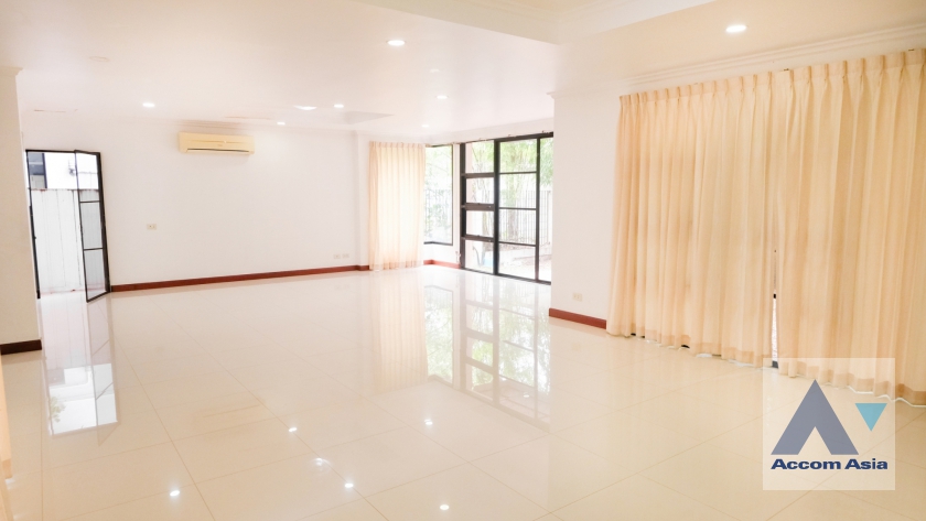  1  4 br House For Rent in Sukhumvit ,Bangkok BTS Ekkamai at The Noble Ekkamai 22  50134
