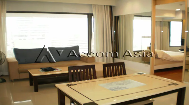 unit 1 Bedroom  Condominium For Rent & Sale in Sathorn, Bangkok  near MRT Khlong Toei (13000811)