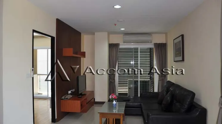 unit 2 Bedrooms  Apartment For Rent in Sukhumvit, Bangkok  near BTS Ekkamai (13000812)