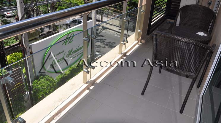  1  2 br Apartment For Rent in Sukhumvit ,Bangkok BTS Ekkamai at Low Rise Residence 13000812
