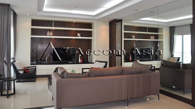 5  3 br Apartment For Rent in Ploenchit ,Bangkok BTS Ploenchit at Elegance and Traditional Luxury 13000861