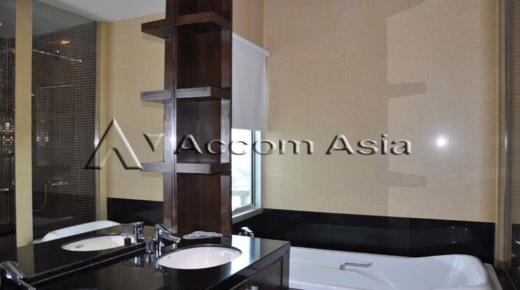 10  3 br Apartment For Rent in Ploenchit ,Bangkok BTS Ploenchit at Elegance and Traditional Luxury 13000862