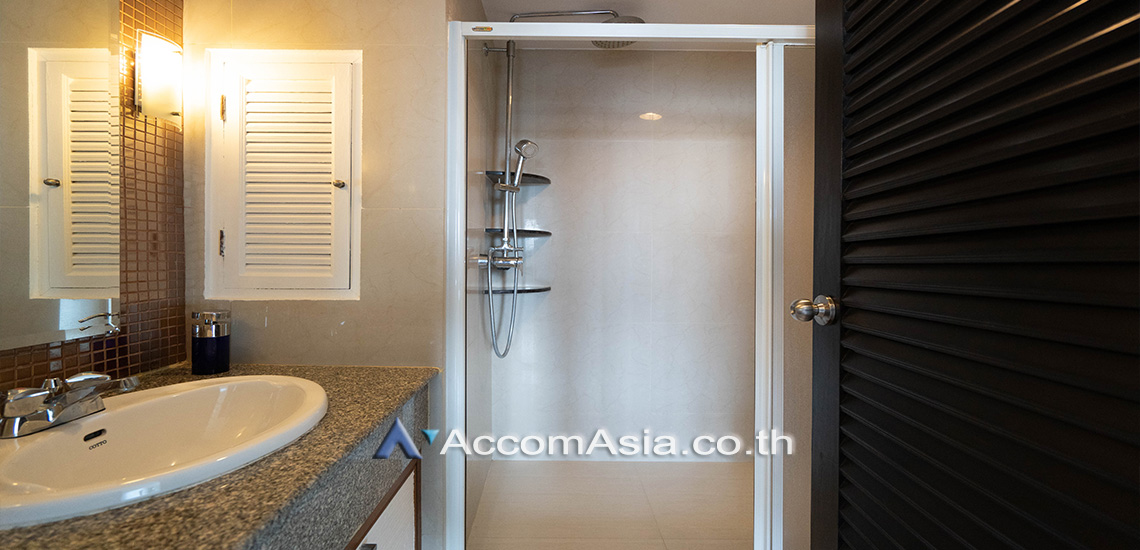 13  2 br Condominium For Rent in Sukhumvit ,Bangkok BTS Nana at Lake Green 13000866