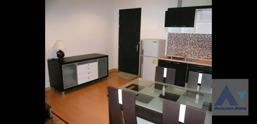unit 1 Bedroom  Condominium For Rent in Ploenchit, Bangkok  near BTS Ratchathewi (13000936)