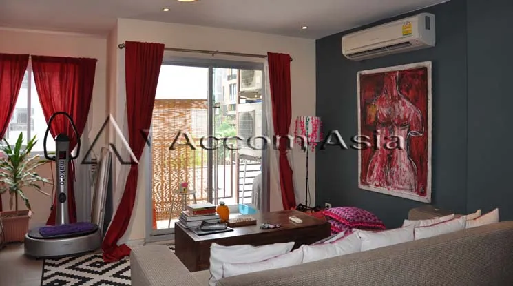 unit 1 Bedroom  Condominium For Rent & Sale in Ploenchit, Bangkok  near BTS National Stadium (13000964)
