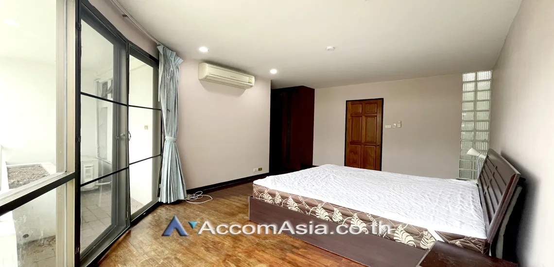 14  3 br Townhouse for rent and sale in Sathorn ,Bangkok BRT Nararam 3 at Modern style 13000997