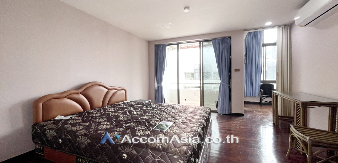 16  3 br Townhouse for rent and sale in Sathorn ,Bangkok BRT Nararam 3 at Modern style 13000997