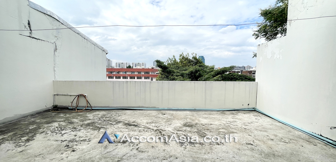 20  3 br Townhouse for rent and sale in Sathorn ,Bangkok BRT Nararam 3 at Modern style 13000997