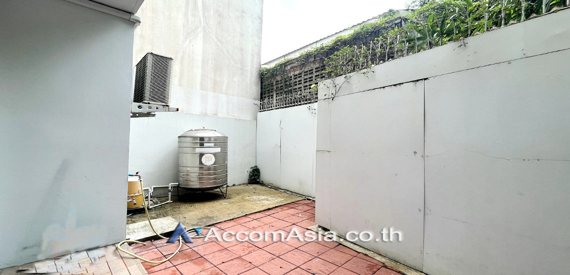 21  3 br Townhouse for rent and sale in Sathorn ,Bangkok BRT Nararam 3 at Modern style 13000997