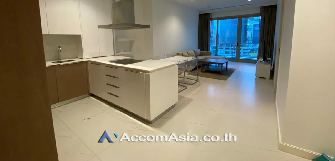 unit 1 Bedroom  Condominium For Rent in Ploenchit, Bangkok  near BTS Ratchadamri - MRT Silom (13001020)