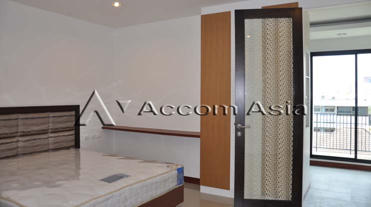 7  3 br Apartment For Rent in Sukhumvit ,Bangkok BTS Ekkamai at Urban space in Bangkok 13001023