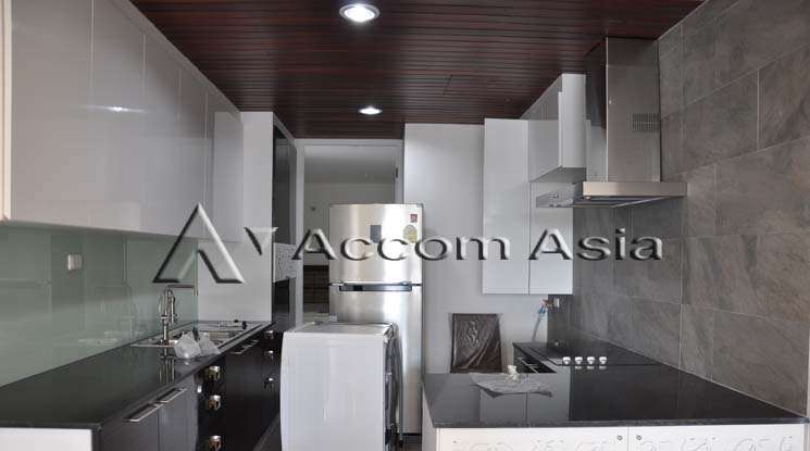 7  3 br Apartment For Rent in Sukhumvit ,Bangkok BTS Ekkamai at Urban space in Bangkok 13001024