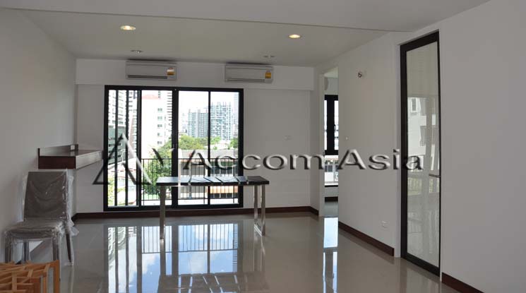  2  3 br Apartment For Rent in Sukhumvit ,Bangkok BTS Ekkamai at Urban space in Bangkok 13001025