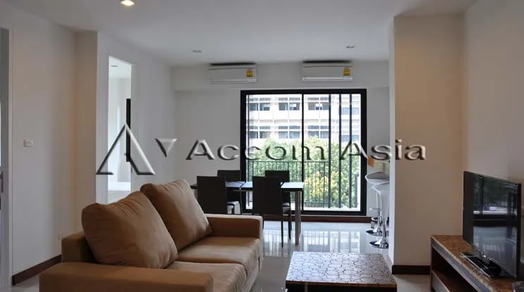 unit 3 Bedrooms  Apartment For Rent & Sale in Sukhumvit, Bangkok  near BTS Ekkamai (13001028)