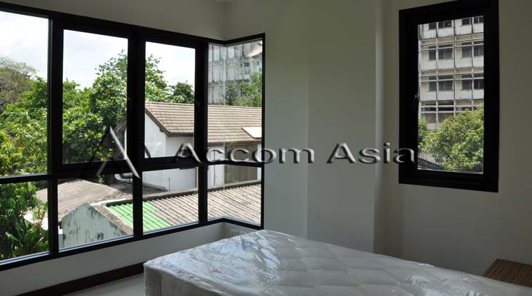 10  3 br Apartment for rent and sale in Sukhumvit ,Bangkok BTS Ekkamai at Urban space in Bangkok 13001028