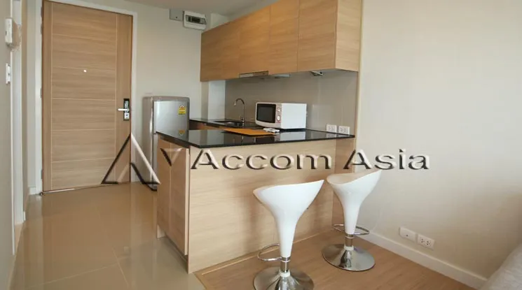 unit 1 Bedroom  Condominium For Rent in Sukhumvit, Bangkok  (13001076)