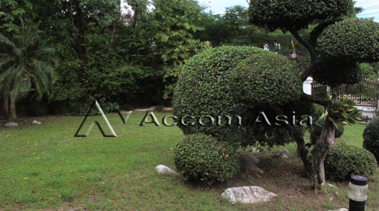 4  5 br House For Rent in Samutprakan ,Samutprakan BTS Bearing at Moo Baan Ladawan Srinakarin 13001078