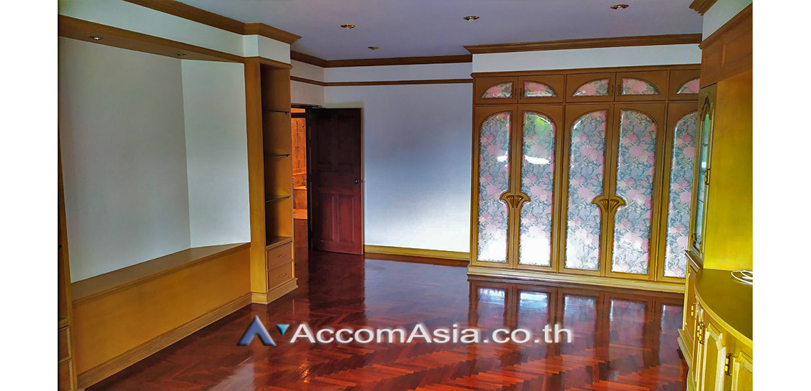 18  5 br House For Rent in Samutprakan ,Samutprakan BTS Bearing at Moo Baan Ladawan Srinakarin 13001078