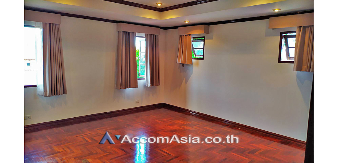 19  5 br House For Rent in Samutprakan ,Samutprakan BTS Bearing at Moo Baan Ladawan Srinakarin 13001078